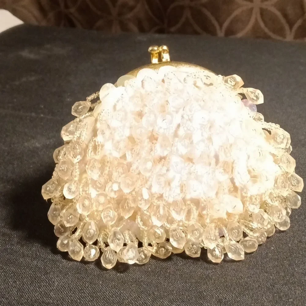 Vintage Delill Hand Beaded Seed beads and Crystals Women's Coin Purse